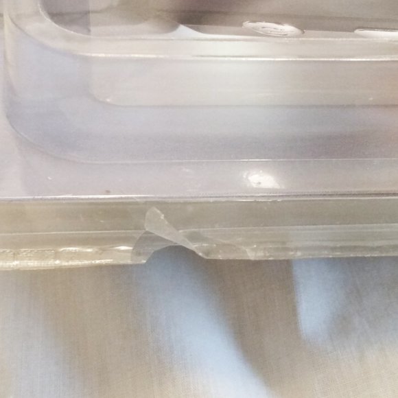 Shift3 Digital Photo Album with Keychain Digital Keychain-Grey-60 Pic. Capacity - Picture 13 of 14